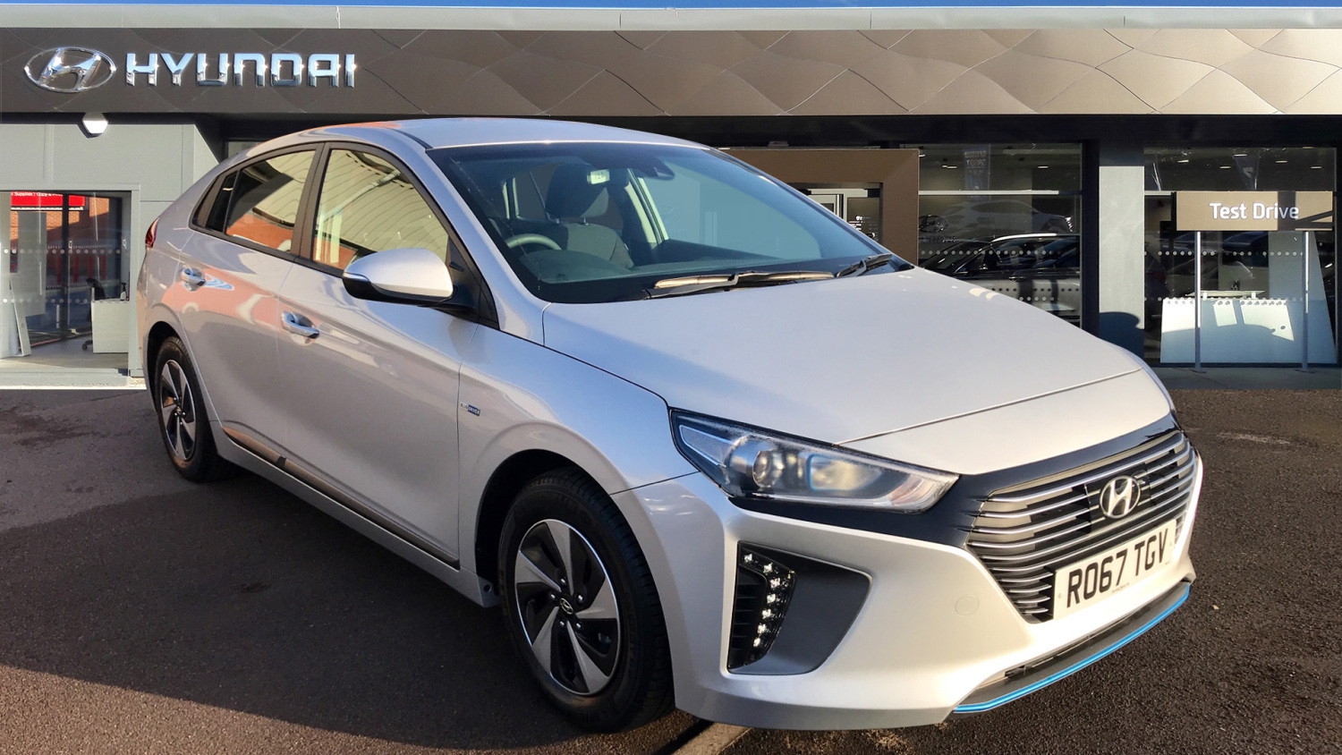 Used Hyundai Ioniq 1 6 Gdi Hybrid Se 5dr Dct Hatchback For Hyundai Ioniq 1 6 Gdi Hybrid Se 5dr Dct Hatchback